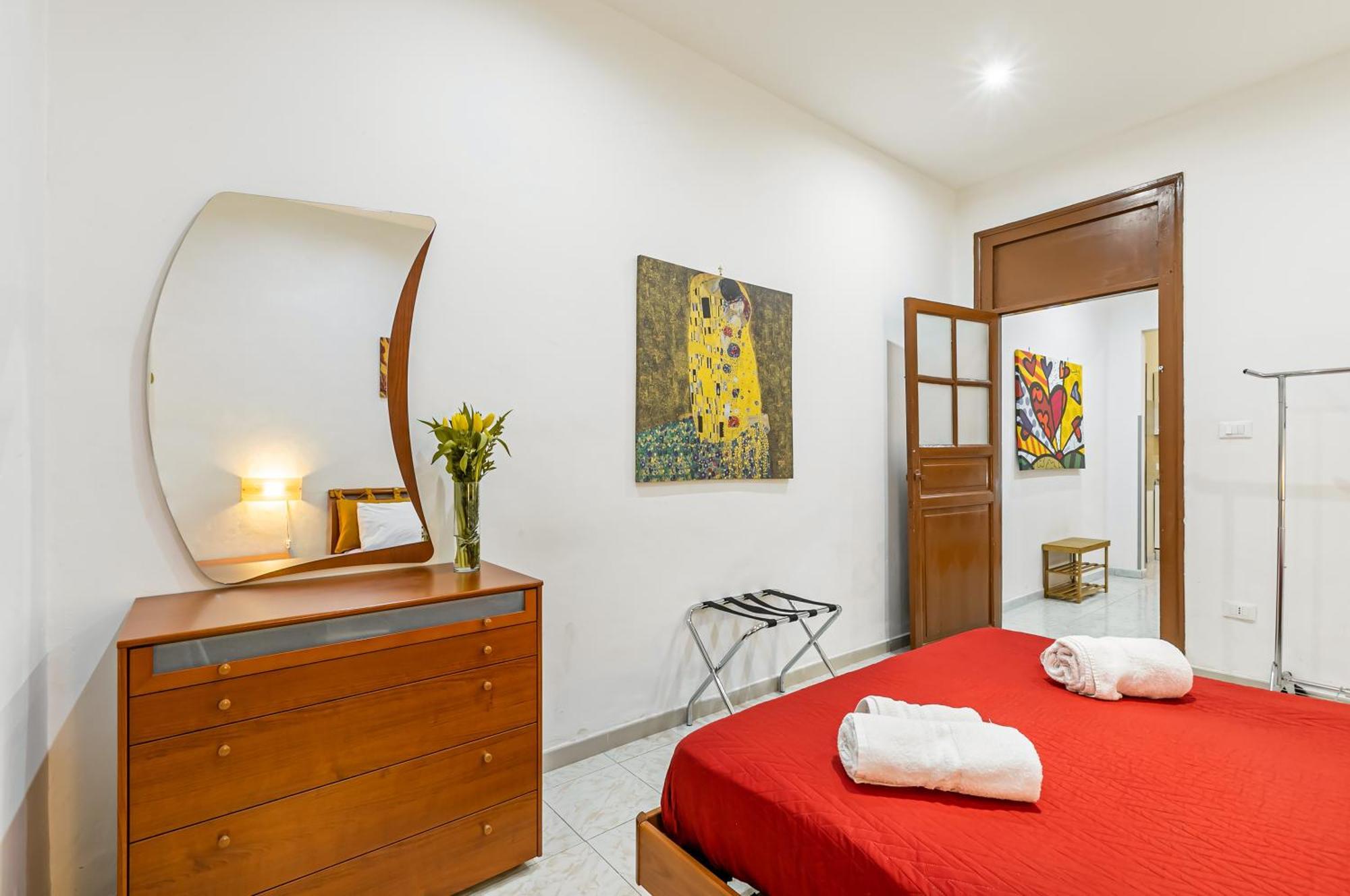 Corso Dei Mille Railway Apartment パレルモ エクステリア 写真